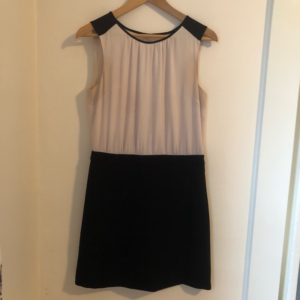 Black and cream color block dress | Loft size 4